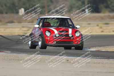 media/Sep-20-2025-Extreme Speed (Sat) [[1fcc23683c]]/Orange (Mid Intermediate)/Session 1 (Sunset)/